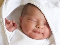 Памятка о предоставлении ежемесячной выплаты в связи с рождением (усыновлением) первого ребенка